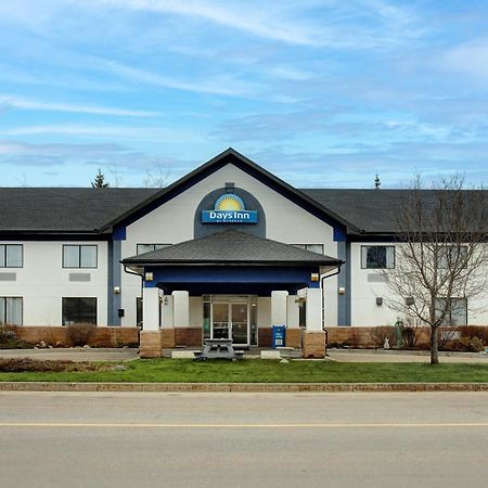 Days Inn By Wyndham ווייטקורט מראה חיצוני תמונה