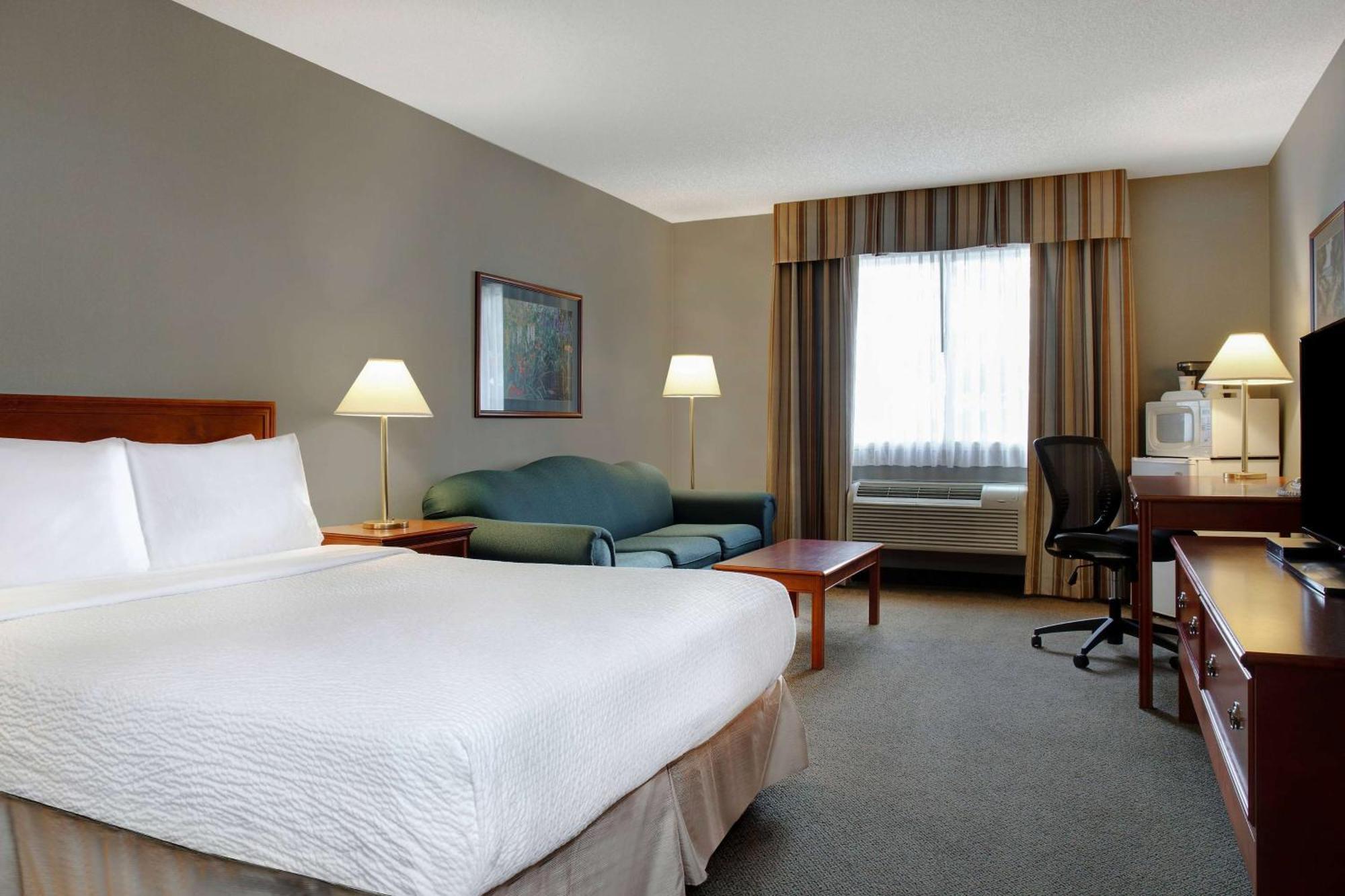 Days Inn By Wyndham ווייטקורט מראה חיצוני תמונה