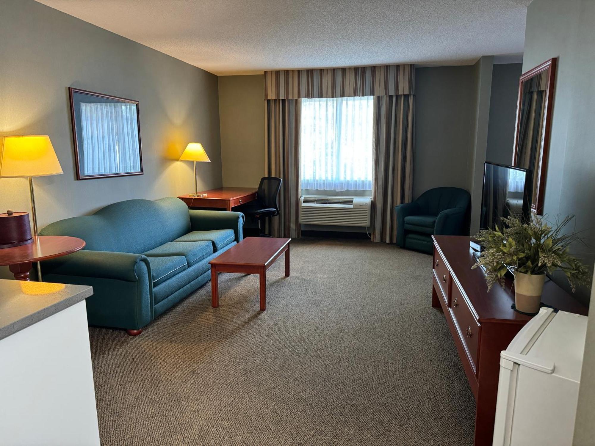 Days Inn By Wyndham ווייטקורט מראה חיצוני תמונה